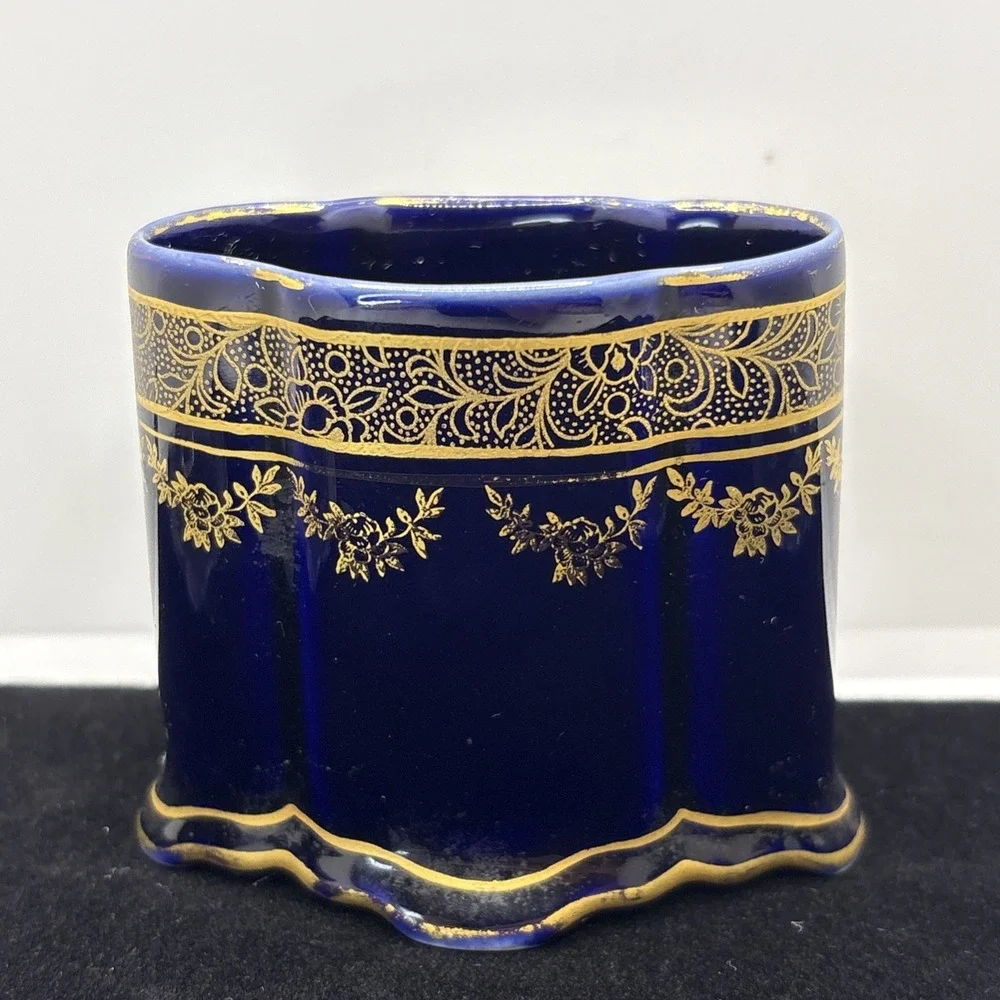 Vintage Lindner‎ Kueps Bavaria Echt Cobalt Blue Cigarette Holder & 2 Ashtrays